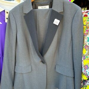 ✨ Jones of New York Studio Gray Blazer & Matching Dress Slacks Set ✨